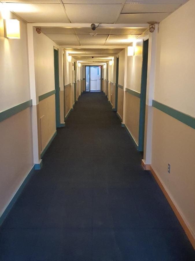Sundre Motor Inn Exteriör bild